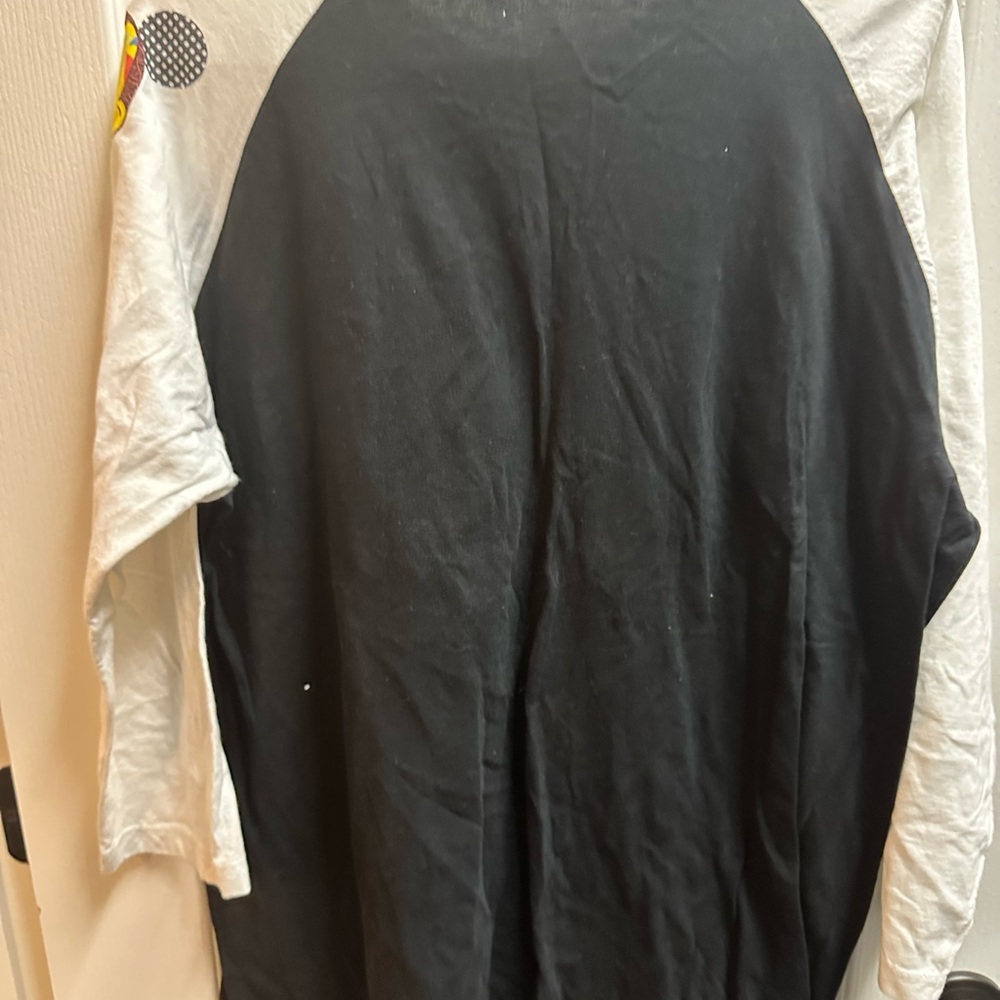 Disney Parks women's MMRaglan Shirt - Black and White size XL/ NWOTA134 - Picture 3 of 3
